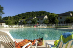T3 la savane saint Geniez d'olt 2 piscines chauffées dans une charmante résidence de vacances